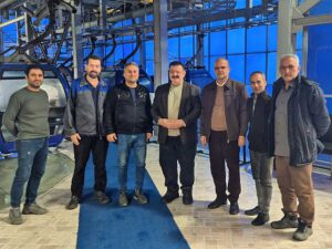 حضور ناصر وحدتی ، خواننده شناخته شده گیلانی در بام سبز لاهیجان