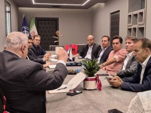 جلسه مدیرعامل و هیئت مدیره بام سبز لاهیجان با مدیران ارشد بانک صادرات ایران - گیلان
